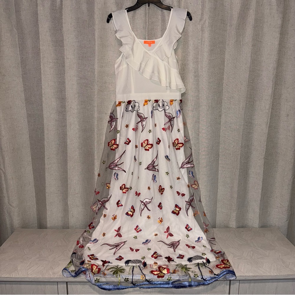 Luxmi maxi dress 100% Polyester size medium with birds and butterflies